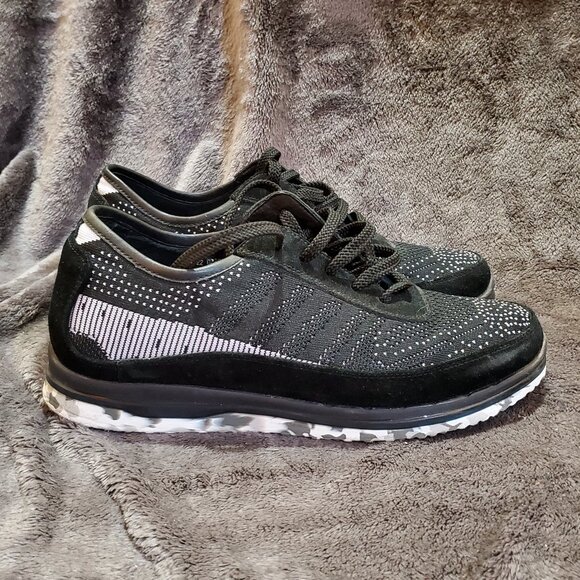 TOTO 2.4 Inches Elevator Casual Knitted Sneakers Grey/White/Black D22033 Mens 11 - Picture 1 of 11